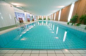 Bazén v ubytování Holiday Club Salla Superior Apartments nebo v jeho okolí