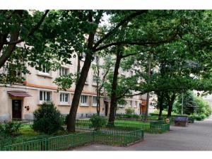 Budova, v ktorej sa apartmán nachádza