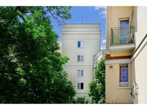 Budova, v ktorej sa apartmán nachádza