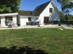 Gallery image of Holiday House Billundvej 74 in Randbøl +27 photos