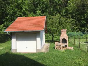 Aed väljaspool majutusasutust Apartment Altorjai