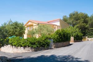 Bygningen som villaen ligger i