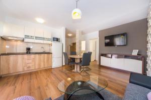 Kuchyň nebo kuchyňský kout v ubytování Apartment Simoni ZD