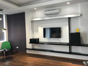 Gallery image of Benny's City Hotel in Sihanoukville