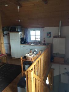 Ett kök eller pentry på Paulsberg-Lodge