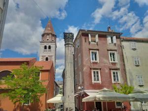 Budova, v ktorej sa apartmán nachádza