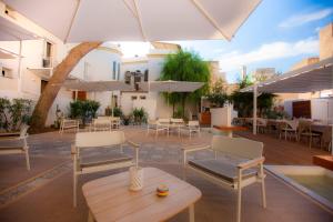 Gallery image of Aegusa Hotel in Favignana