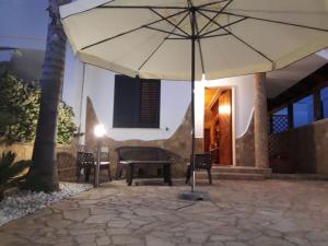 Patio alebo iná vonkajšia časť ubytovania B&B LADY JOLANDA