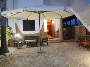 Patio alebo iná vonkajšia časť ubytovania B&B LADY JOLANDA