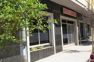 Fotografie z fotogalerie ubytování Hostal Sanmar v destinaci Figueres