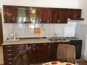 Kuchyňa alebo kuchynka v ubytovaní Apartments Banic