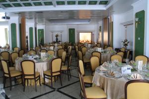Ресторан / й інші заклади харчування у Hotel Villaggio Club Altalia