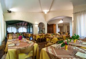 Restaurace v ubytování Hotel Marelba