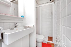 A bathroom at Ca' Badoer Frari Még 14 kép