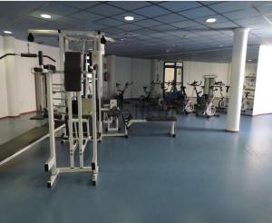 Posilňovňa alebo fitness centrum v ubytovaní Valencia/Mare Nostrum