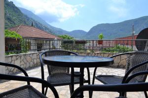 Fotografie z fotogalerie ubytování Apartments Villa Marta - Begovic v destinaci Kotor