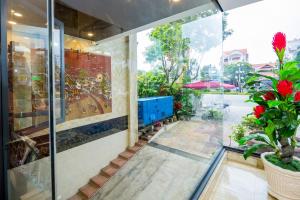 Zahrada ubytování La Maison Danang Beach Hotel