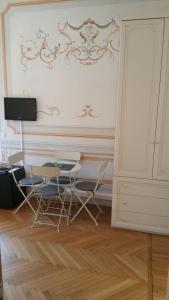 TV/trung tâm giải trí tại Suites Piazza Del Popolo