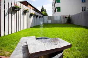 Vonkajšia záhrada v ubytovaní Haas Apartments