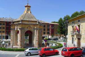 Afbeelding uit fotogalerij van Alojamientos Templete in Caravaca de la Cruz