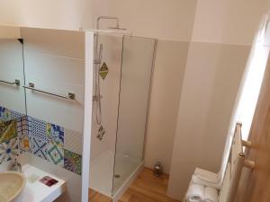 Koupelna v ubytování B&B Verdearancio