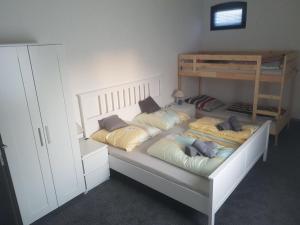 Ліжко або ліжка в номері Dionysos