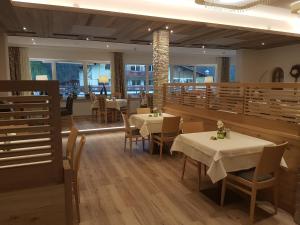 Εστιατόριο ή άλλο μέρος για φαγητό στο Hotel Steinbock