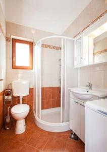 Koupelna v ubytování Apartments Hrvatin