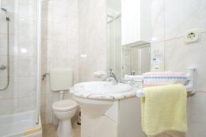 Koupelna v ubytování Apartments Cvita Sučić