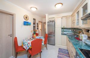 Kuchyň nebo kuchyňský kout v ubytování Apartment Timea