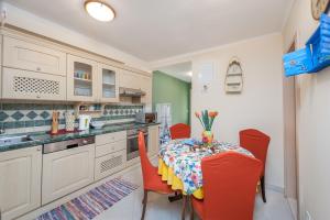 Kuchyň nebo kuchyňský kout v ubytování Apartment Timea