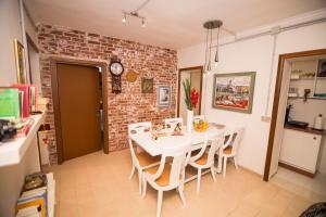 Imagen de la galería de B&B Artistic Tirana, en Tirana