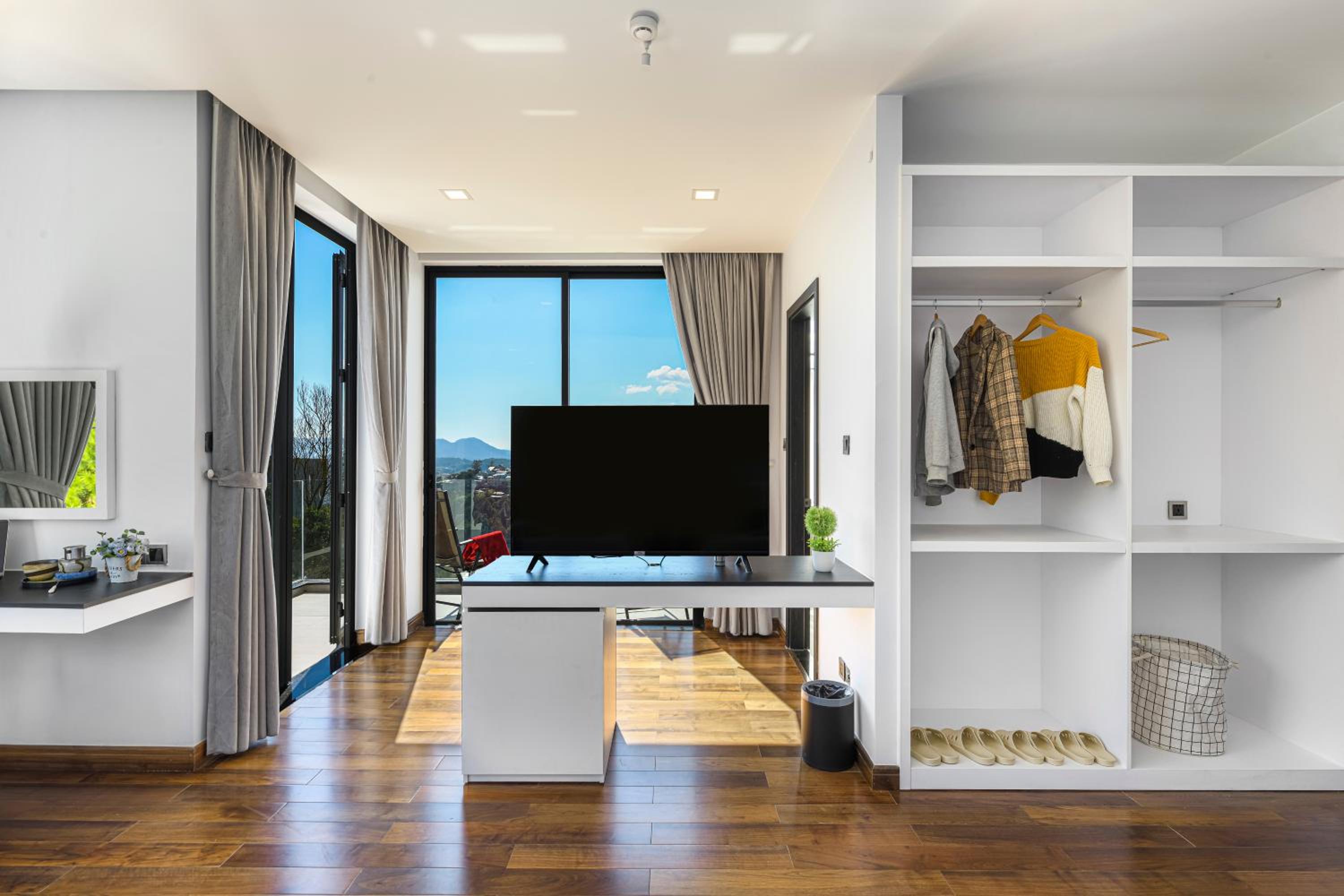 Q&P Smart Ville