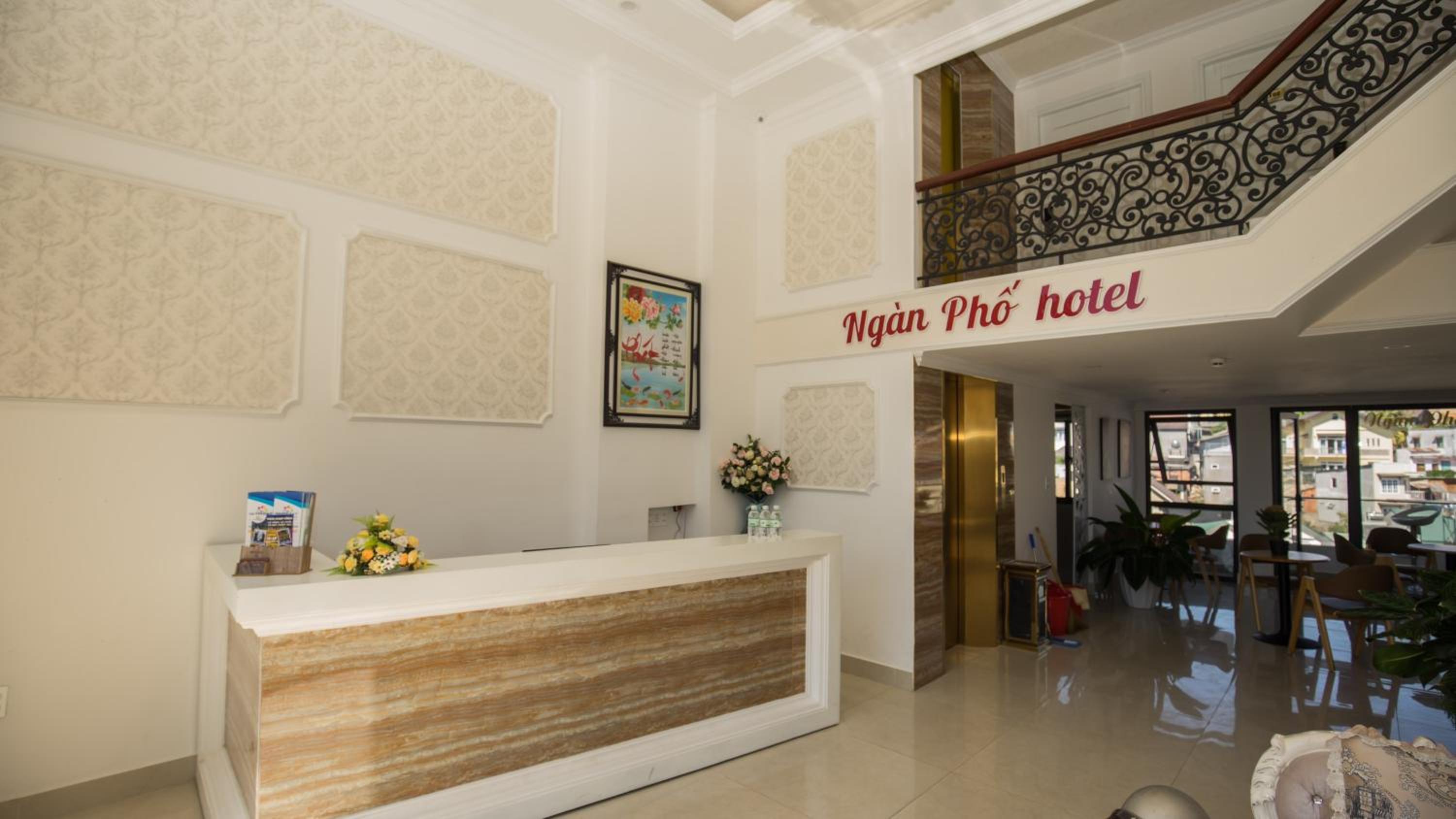 Ngàn Phố Studio & Love Hotel