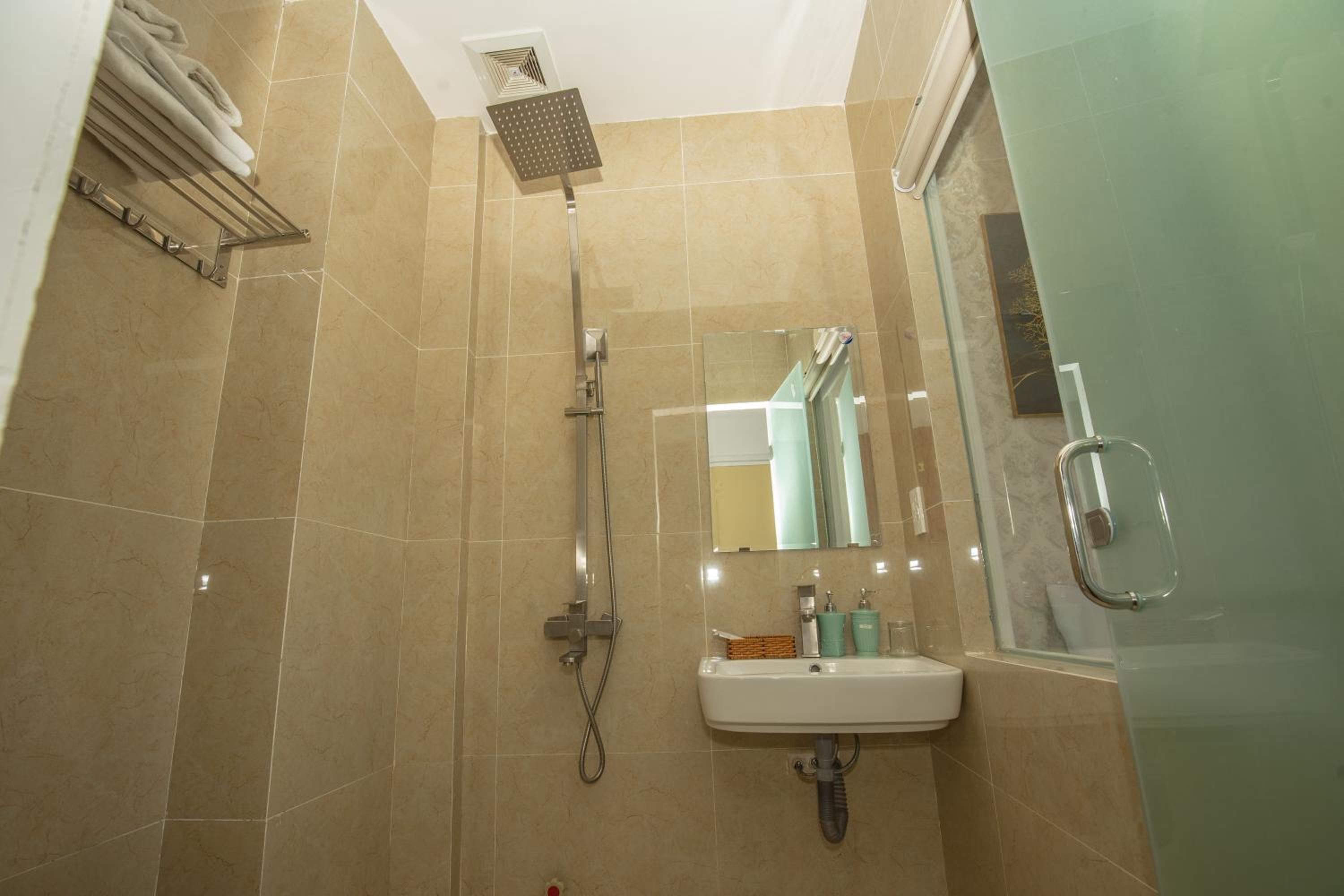 Ngàn Phố Studio & Love Hotel