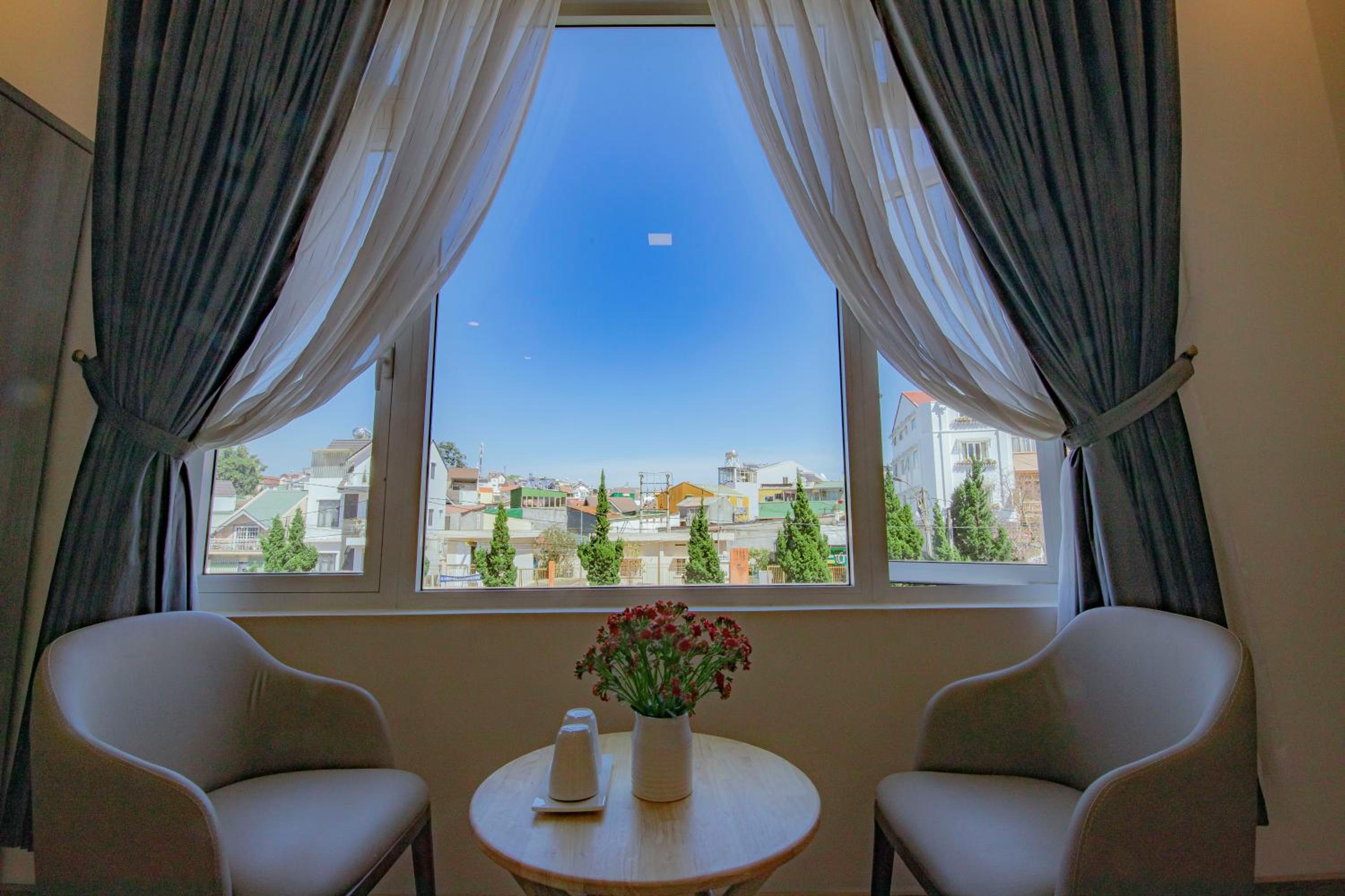 Khanh Uyen 1 Hotel