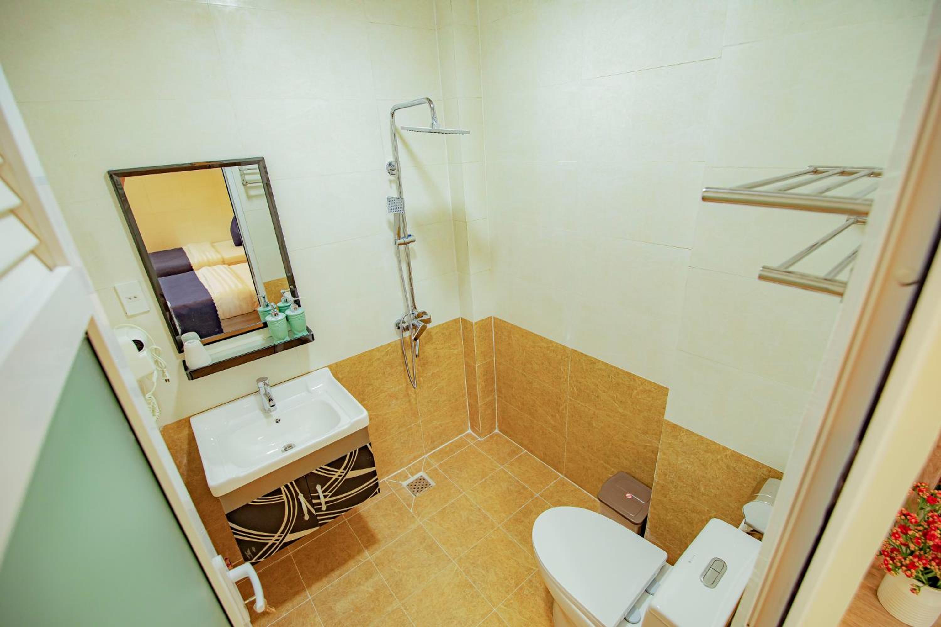 Khanh Uyen 1 Hotel