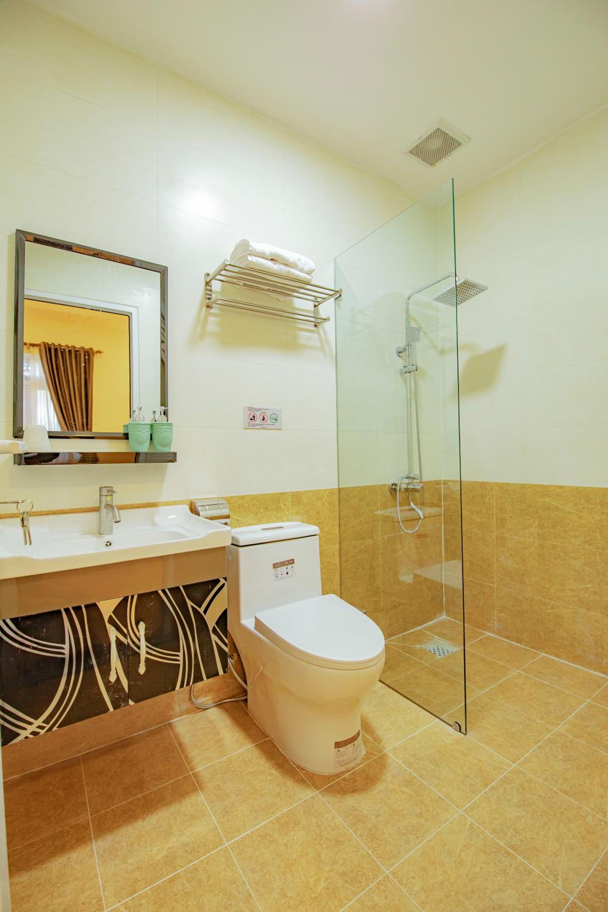 Khanh Uyen 1 Hotel