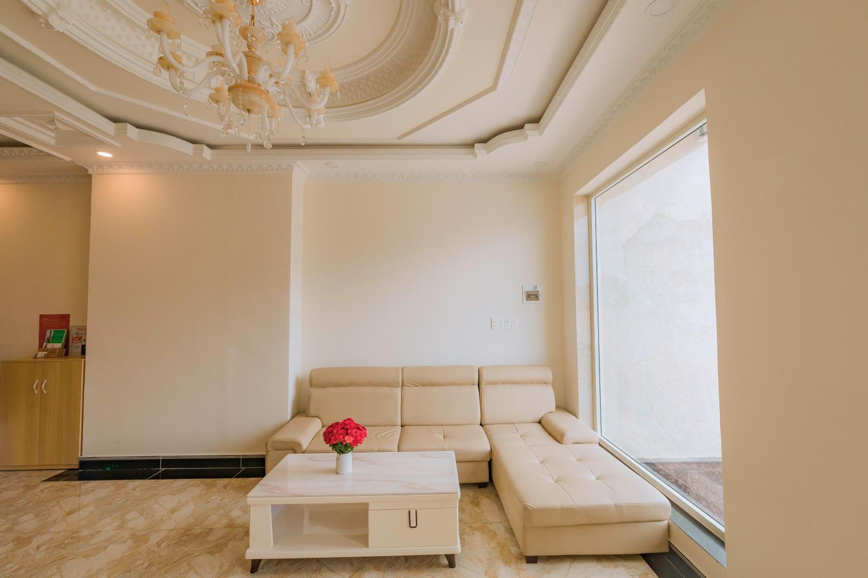 Khanh Uyen 1 Hotel