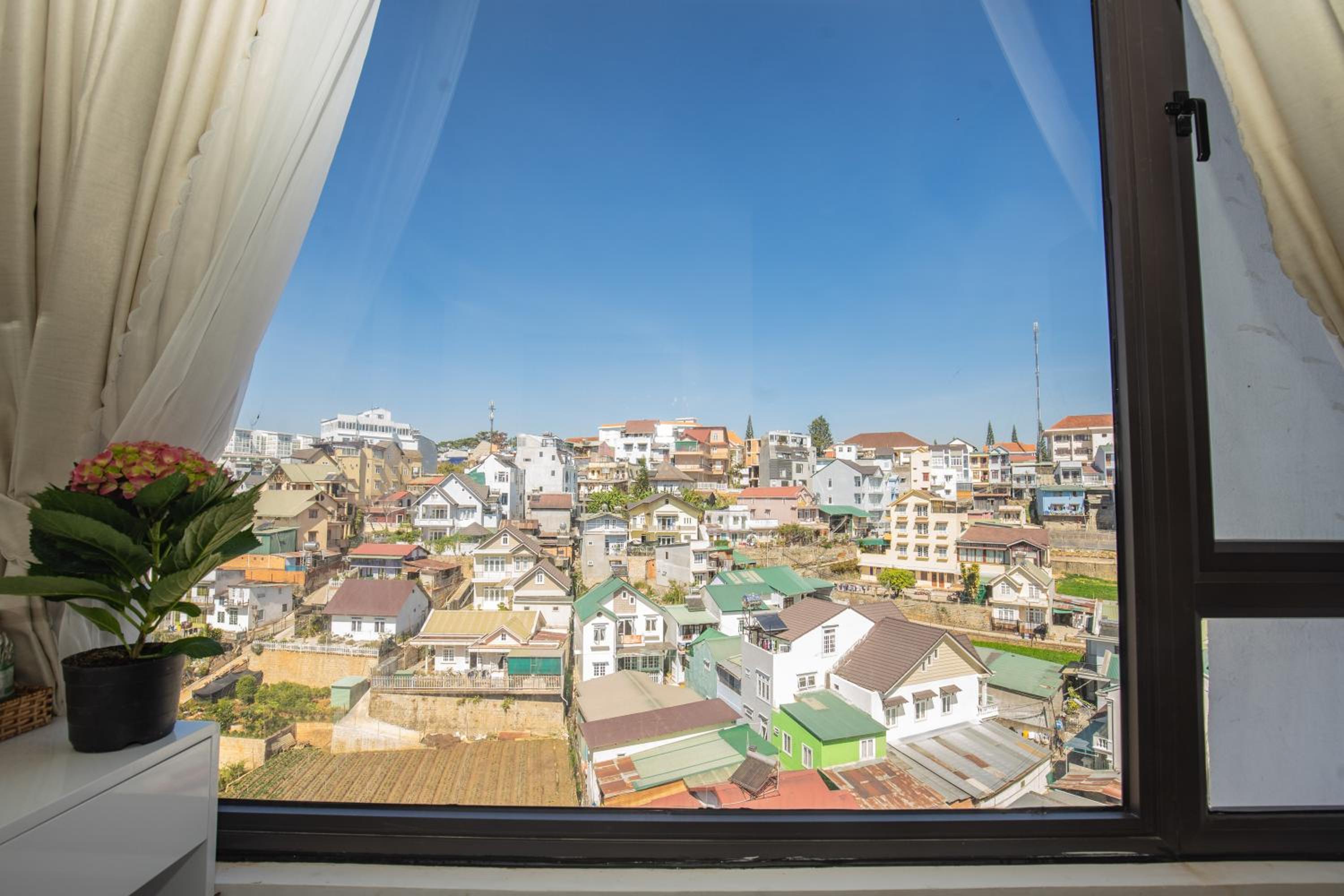 Ngàn Phố Studio & Love Hotel
