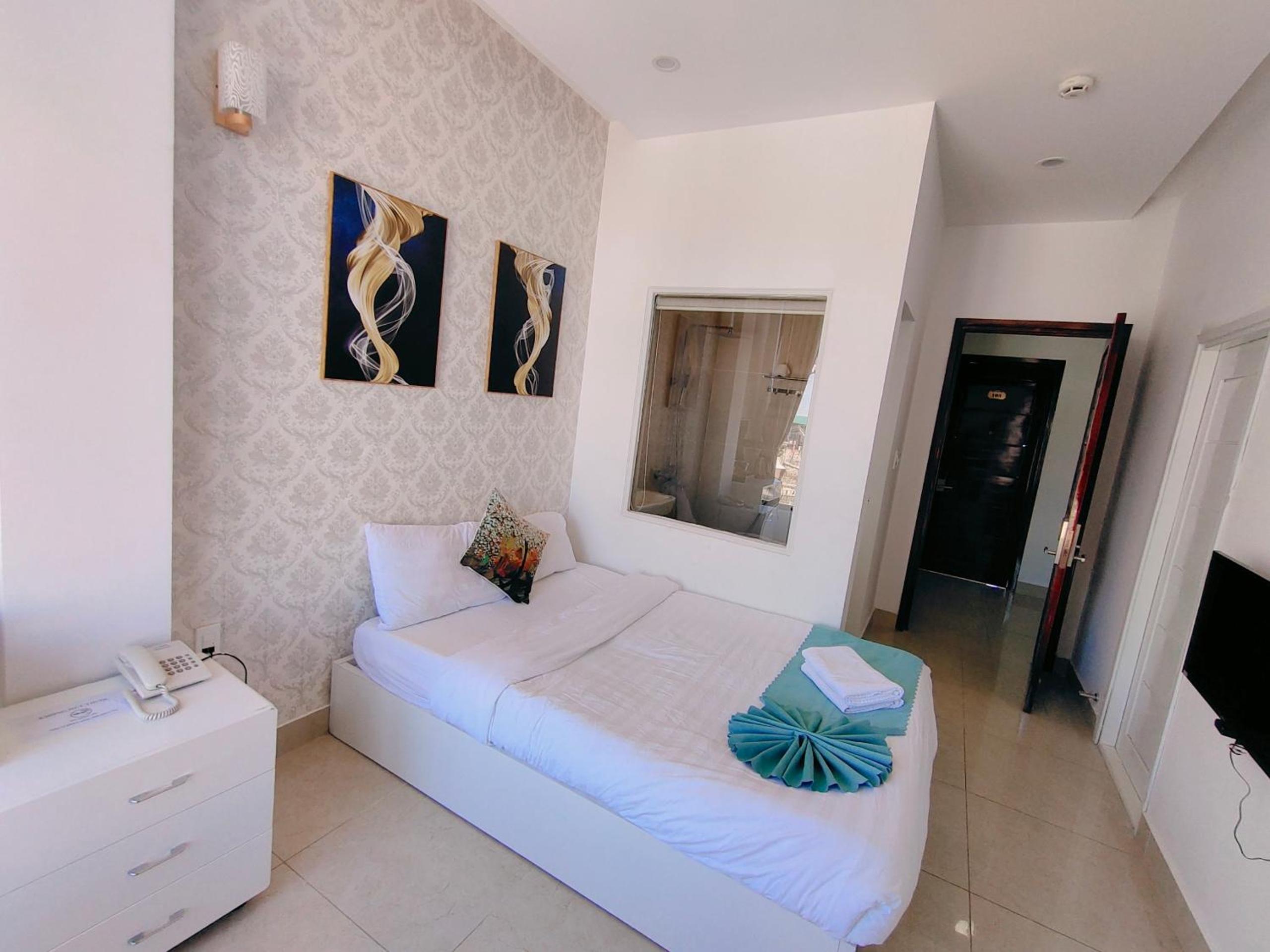 Ngàn Phố Studio & Love Hotel