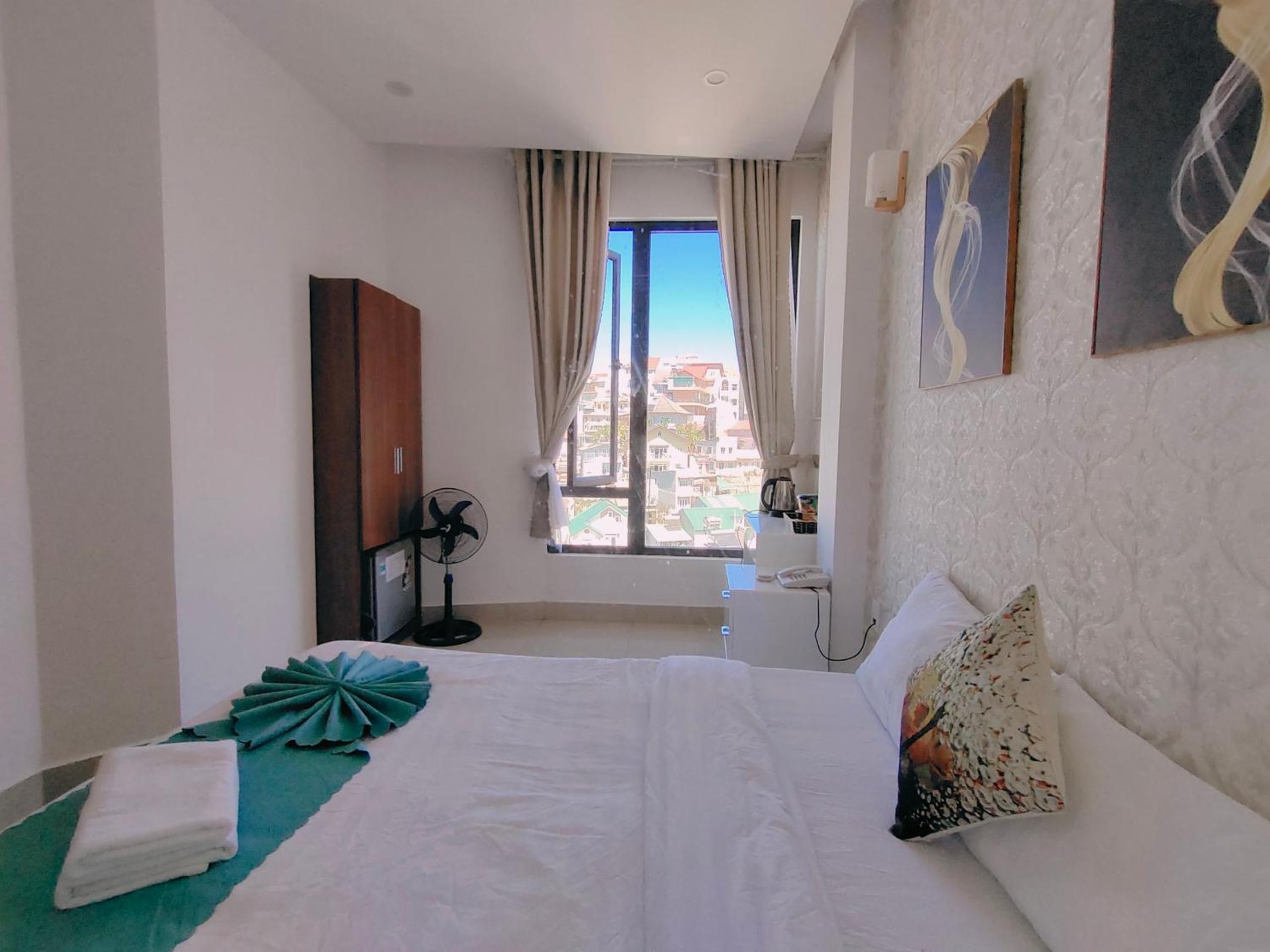 Ngàn Phố Studio & Love Hotel