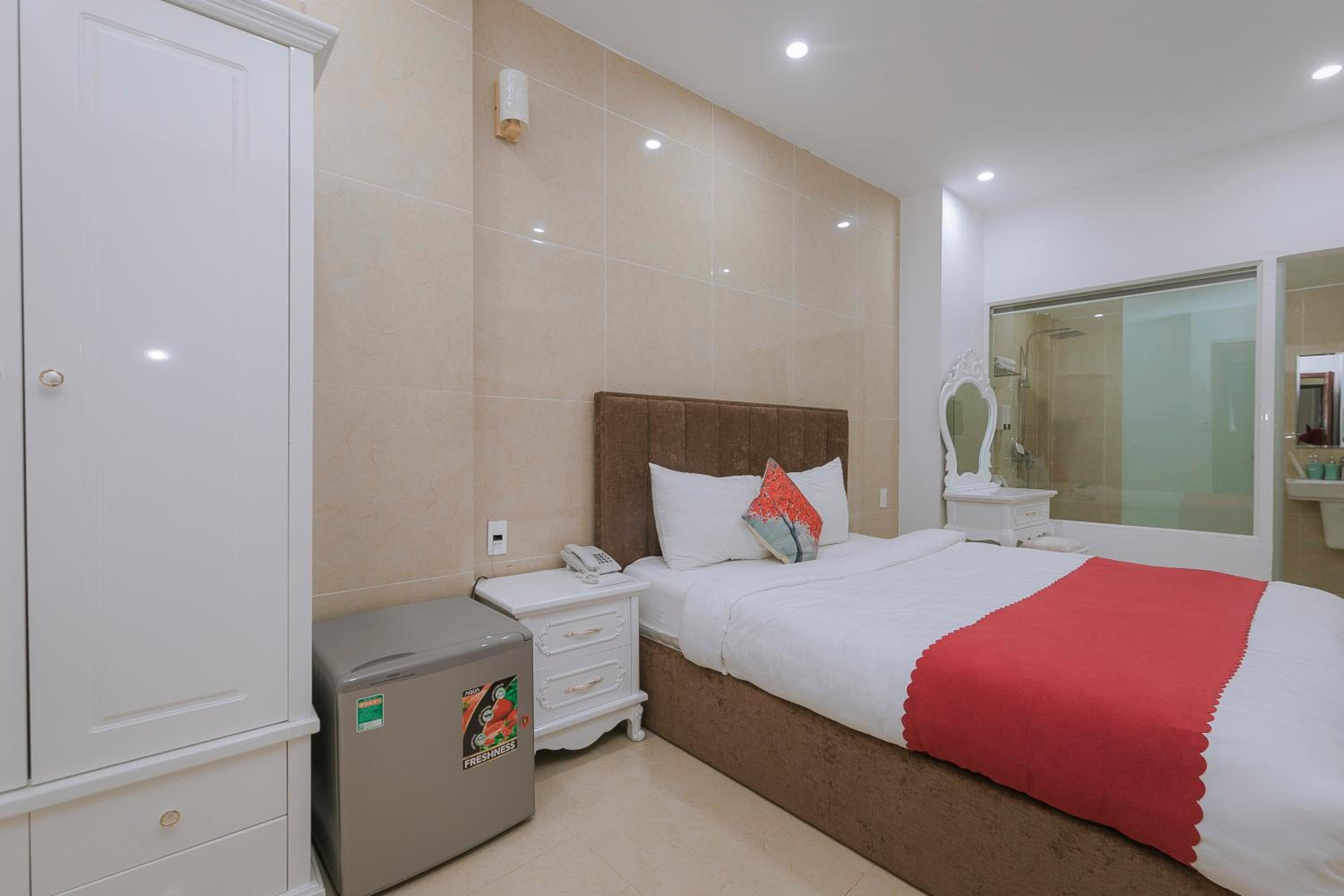 Ngàn Phố Studio & Love Hotel