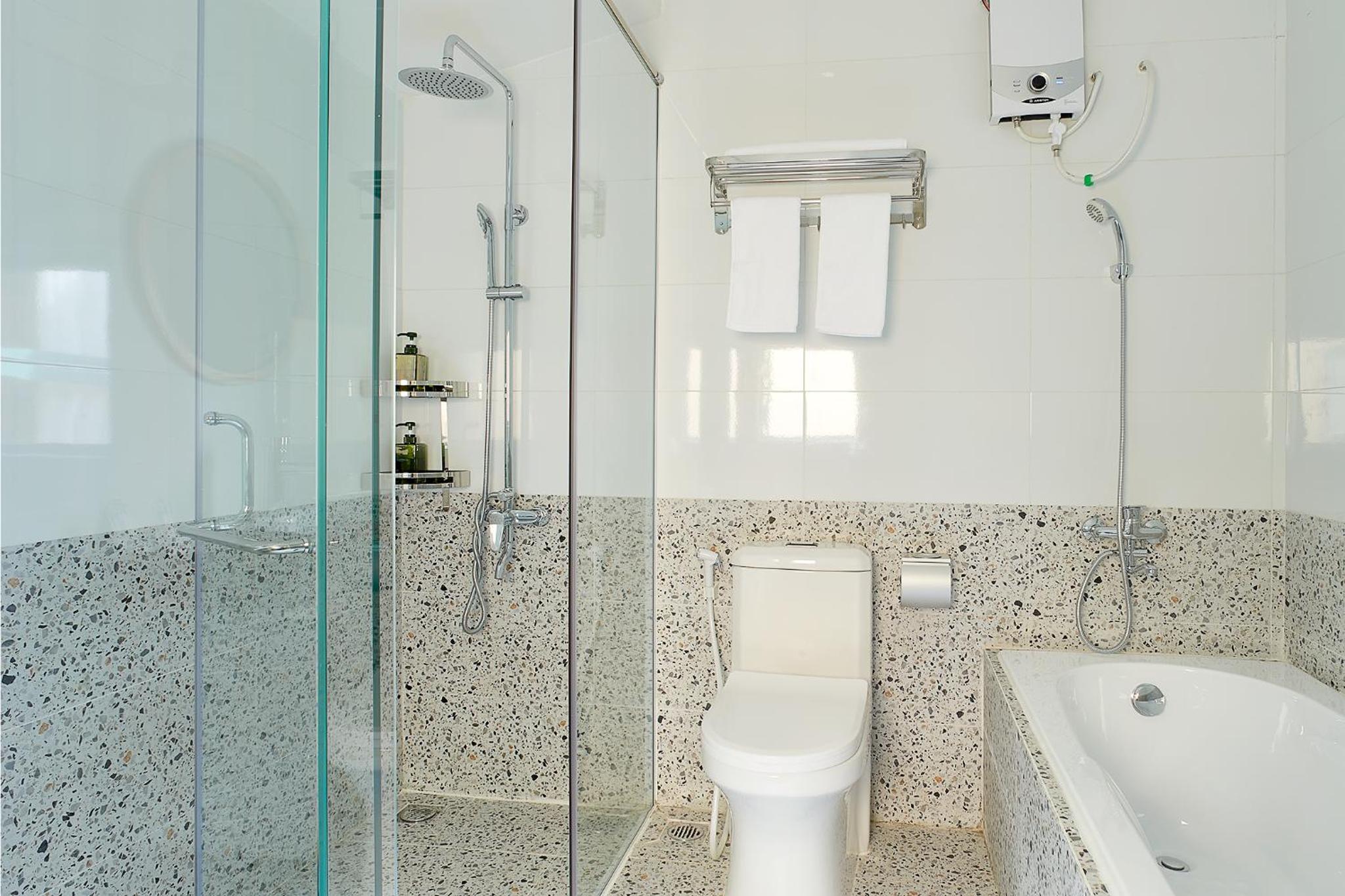 Larimar Villas Cô Giang