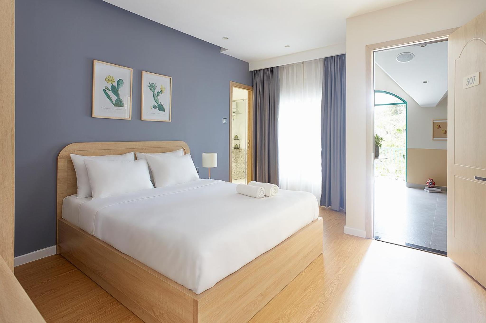Larimar Villas Cô Giang