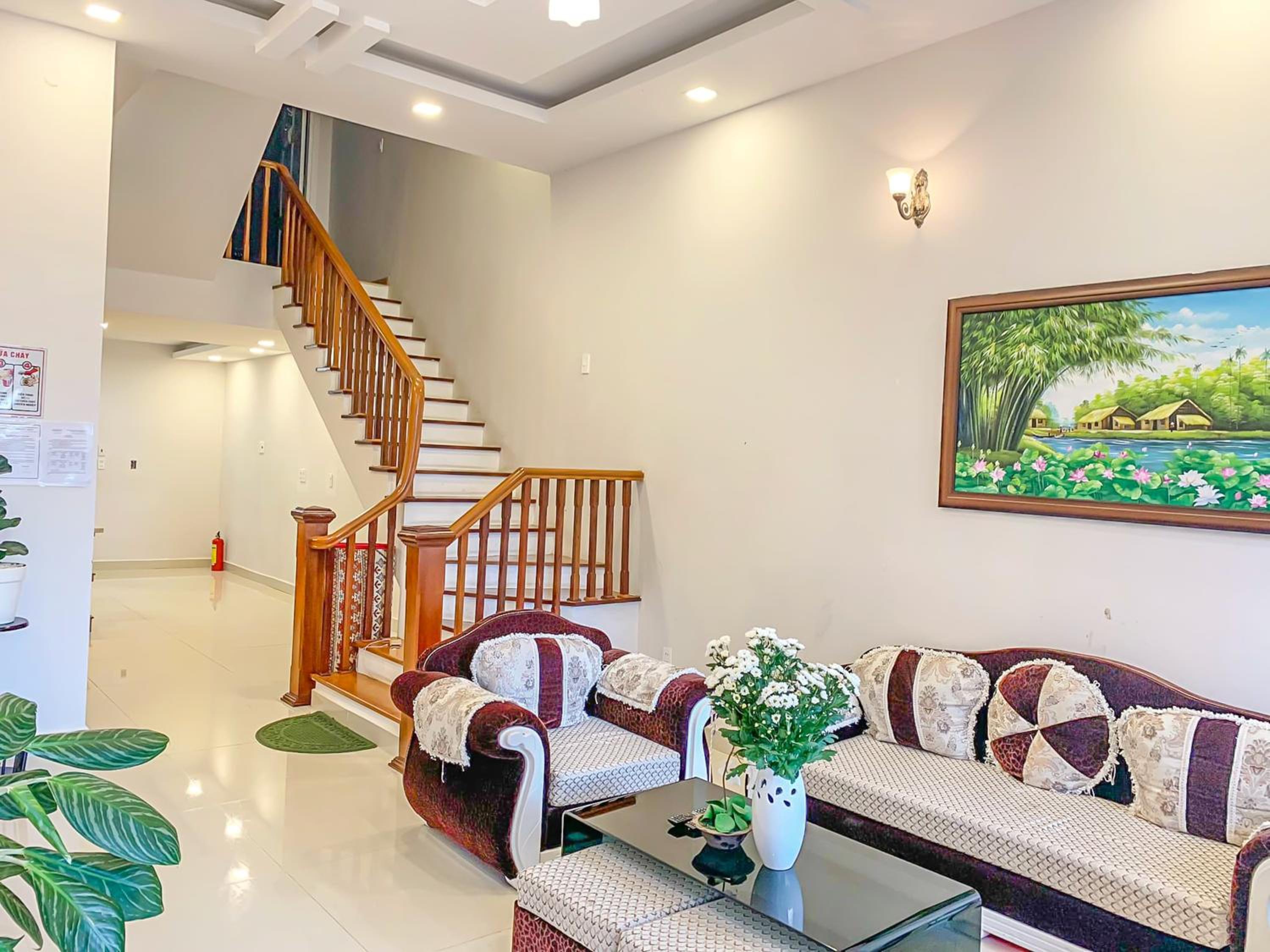 Jolie House