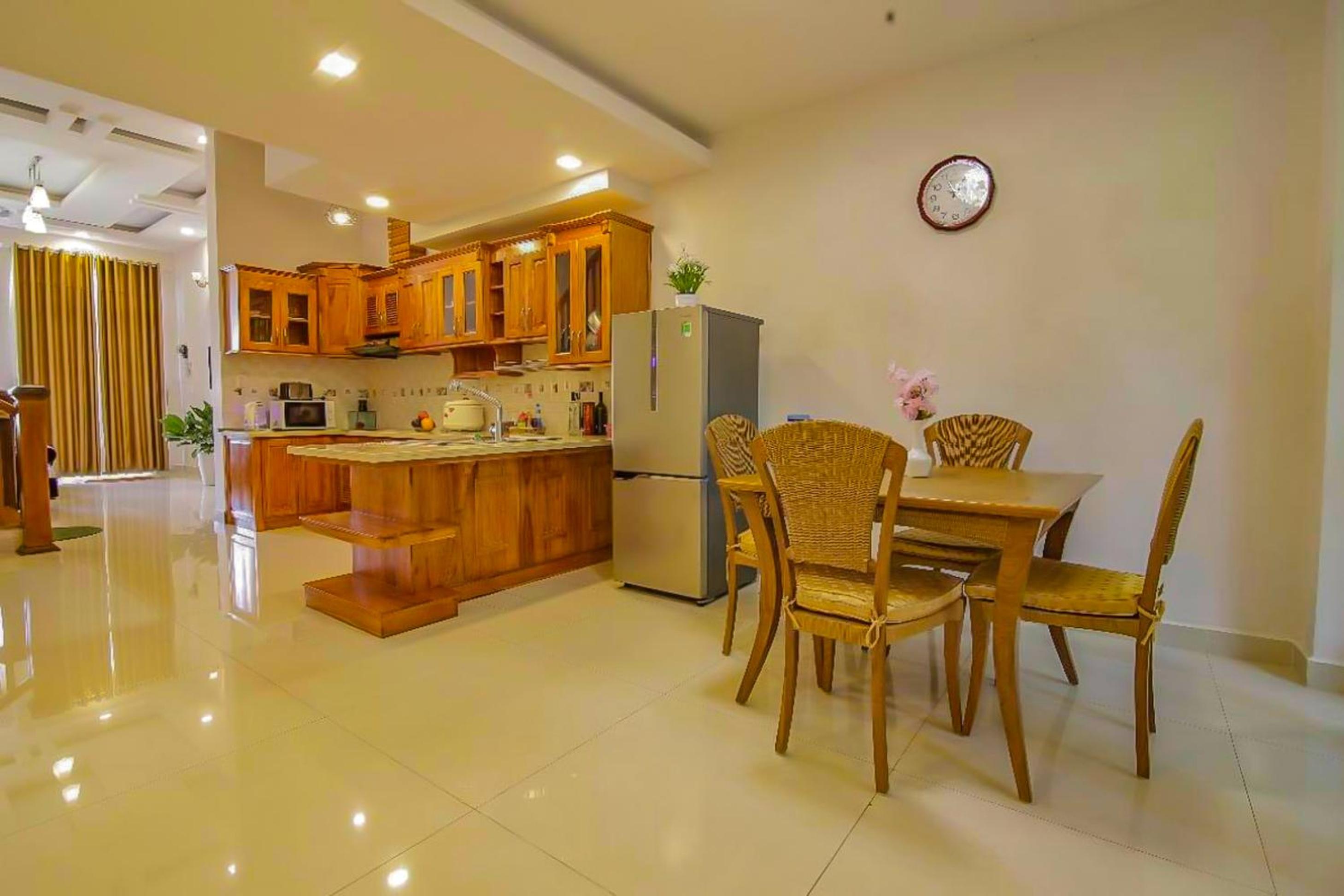 Jolie House