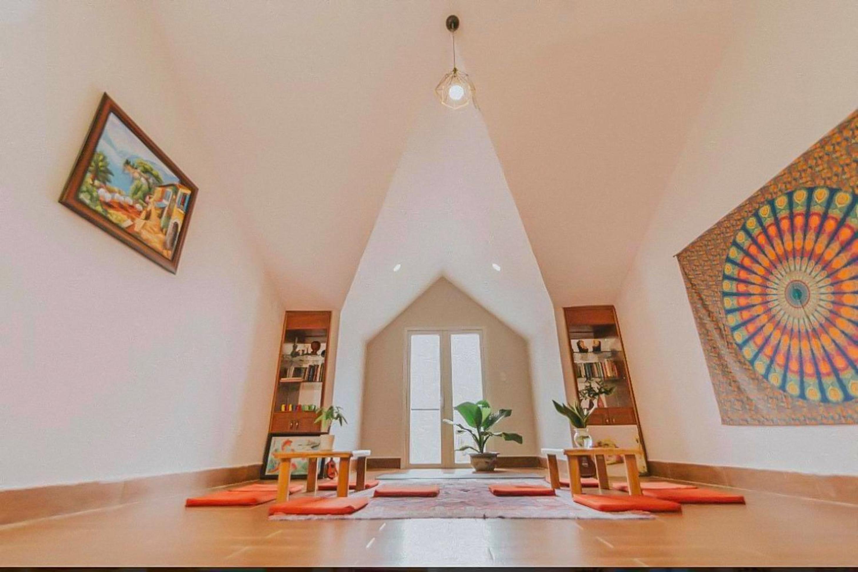 Jolie House