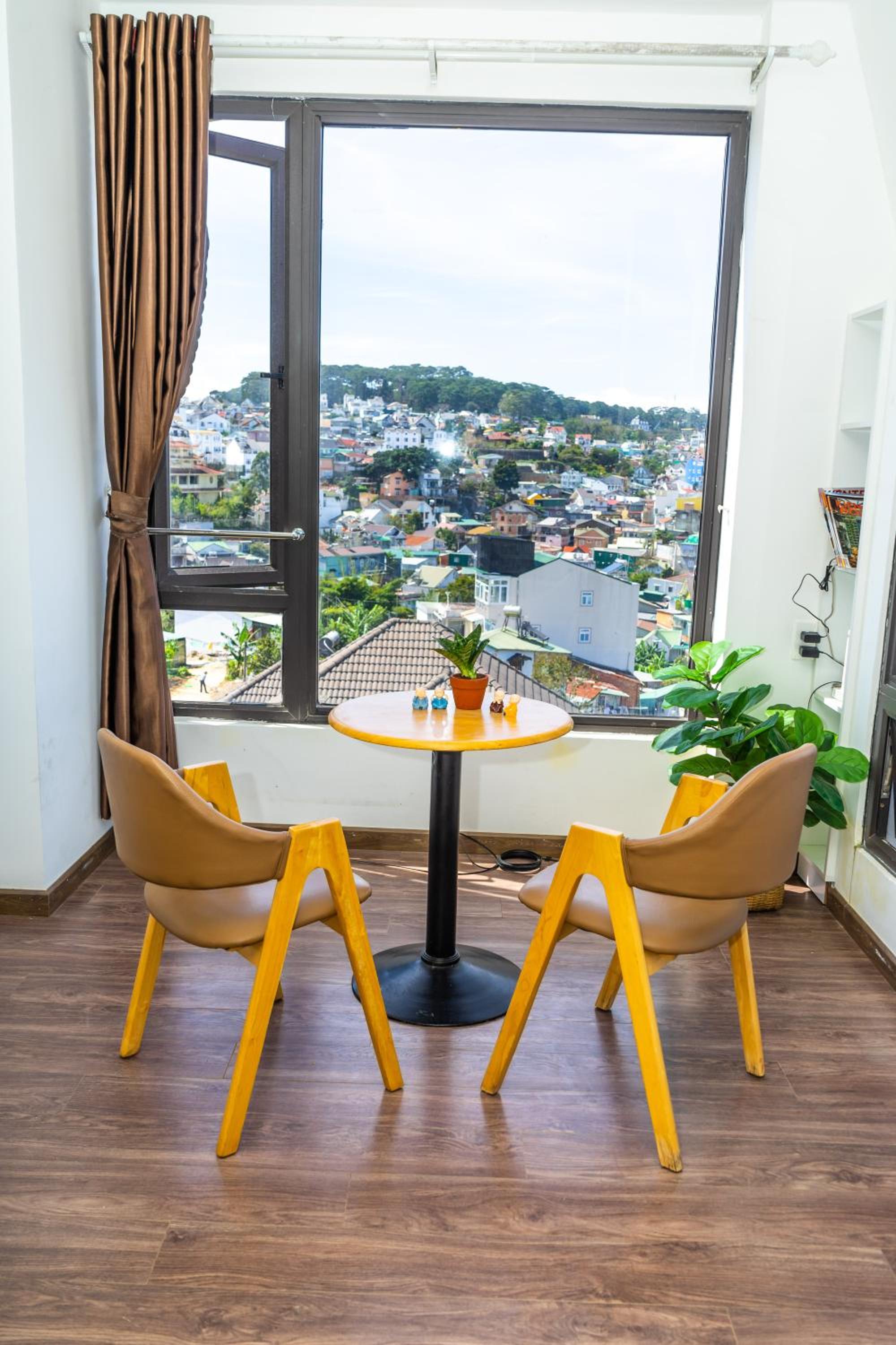 Ngàn Phố Studio & Love Hotel