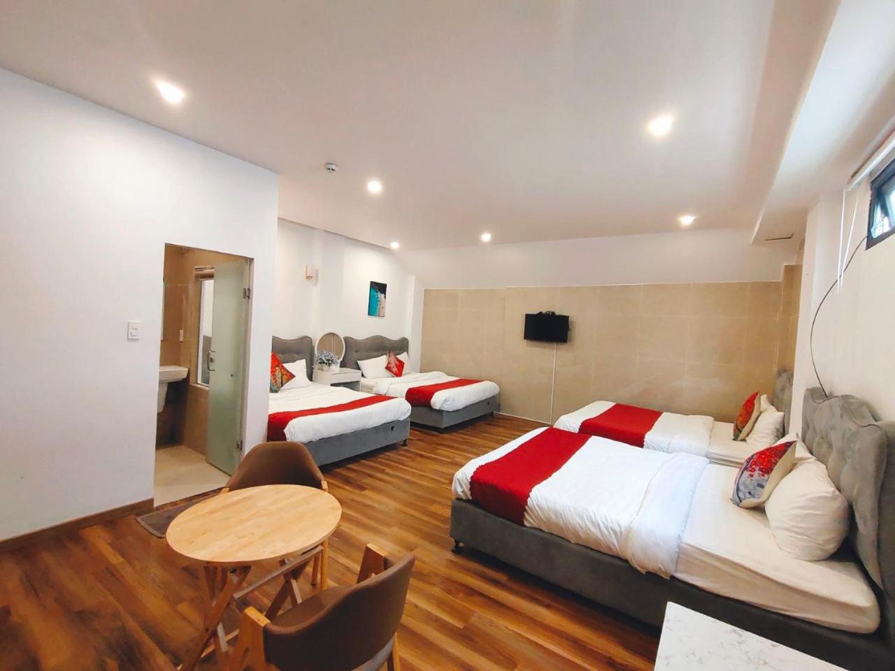 Ngàn Phố Studio & Love Hotel